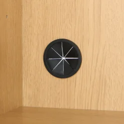 Armoire en noyer avec tiroirs