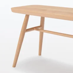 Banc en hêtre massif à pieds arrondis