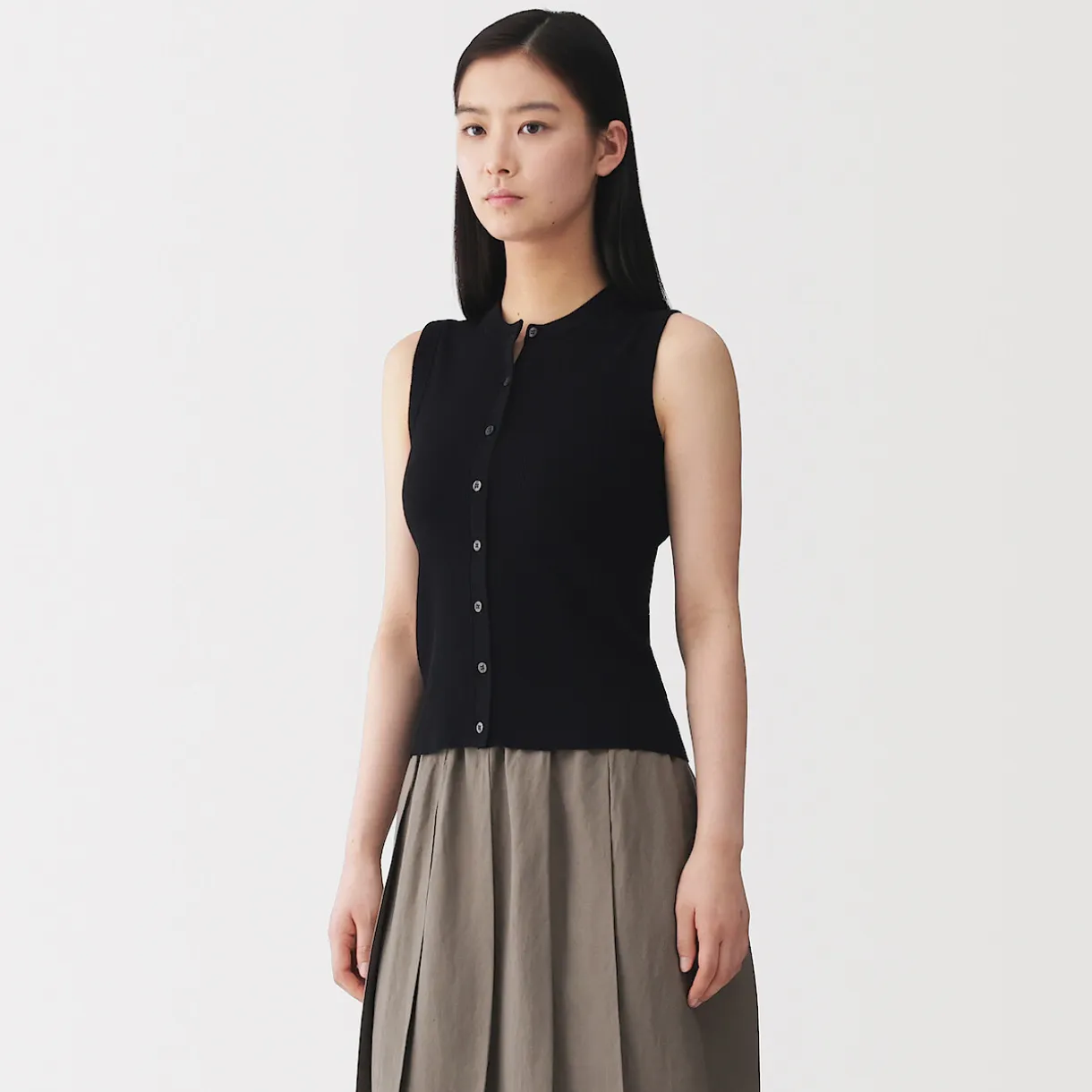 Cardigan sans manches en coton biologique hautement torsadé pour femme