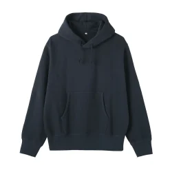 Chandail à capuchon en coton traditionnellement tricoté pour homme