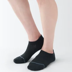 Chaussettes de sport en coton évacuant l``humidité pour femme