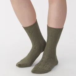Chaussettes en maille torsadée à angle droit