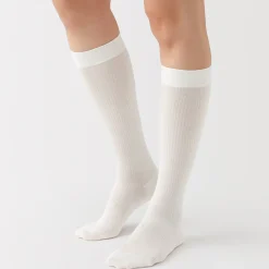 Chaussettes montantes confortables et côtelées pour femme