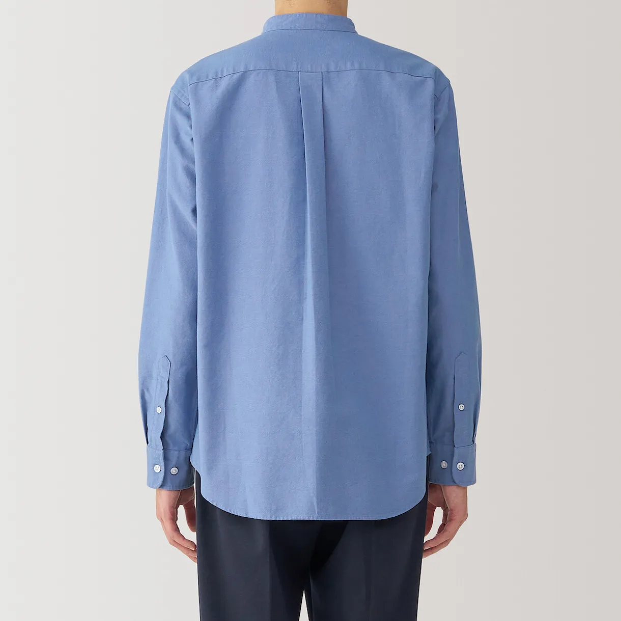 Chemise en coton Oxford lavé col officier pour homme