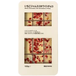 Chocolats blancs fourrés à la fraise