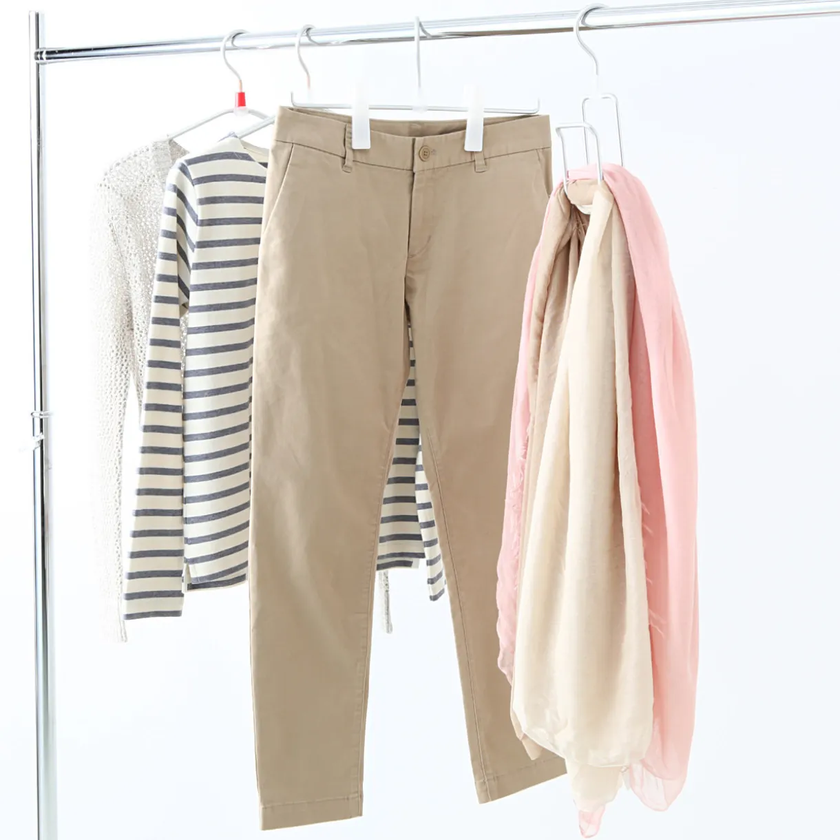 Cintre à pinces en aluminium