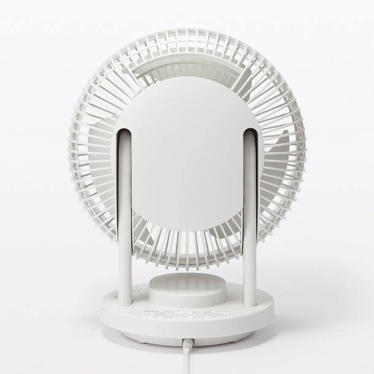 Circulateur d'air oscillant avec diffuseur d'arômes