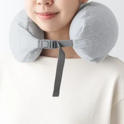 Coussin de voyage incurvé