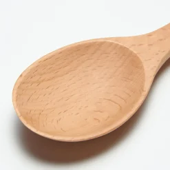 Cuillère à dessert en hêtre 16cm