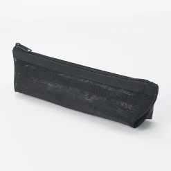 Grâce au tissu maillé