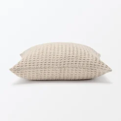 Housse de coussin gaufrée en coton biologique lavé
