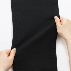 Jean slim en denim extensible pour homme ‐ Noir