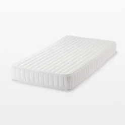 Matelas large double à ressorts ensachés standard avec support ferme