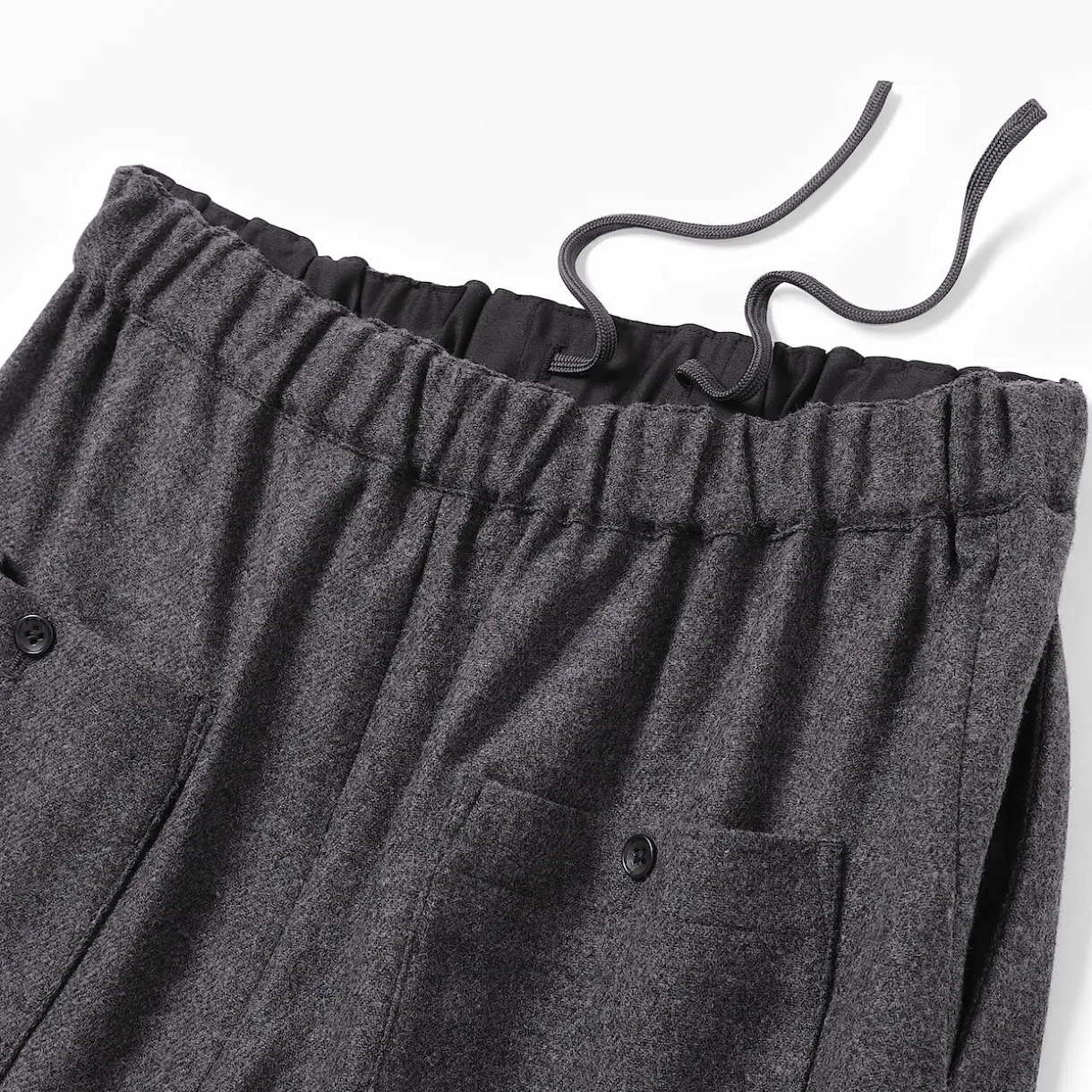 Pantalon confortable en mélange de cachemire recyclé pour homme