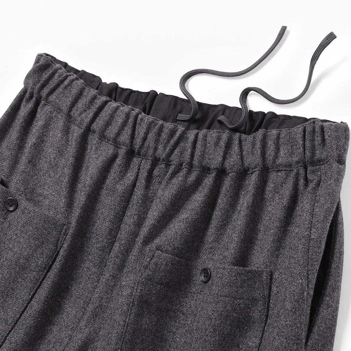 Pantalon confortable en mélange de cachemire recyclé pour homme