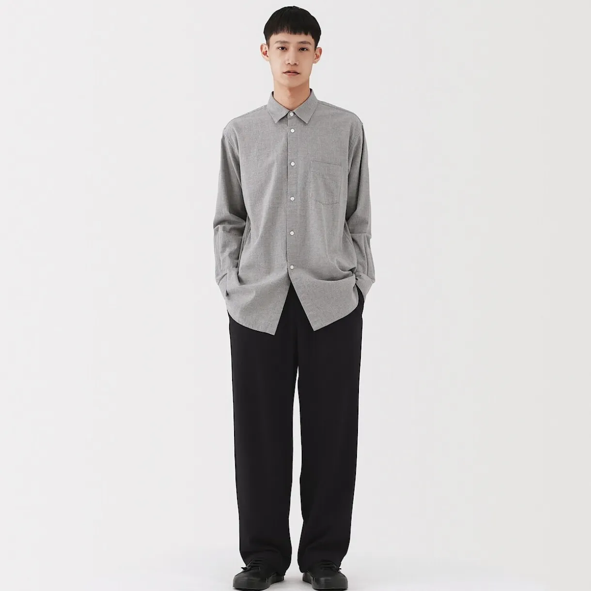 Pantalon confortable en mélange de cachemire recyclé pour homme