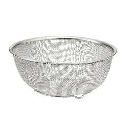 Passoire en acier inoxydable 19.5 x 7.5cm