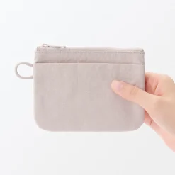 Pochette zippée en nylon texturé ‐ Petite