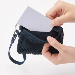 Porte‐cartes en polyester