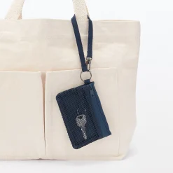 Porte‐cartes en polyester