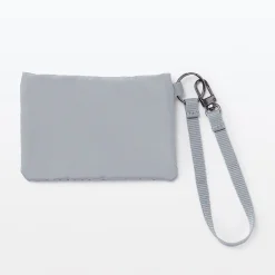 Porte‐cartes en polyester