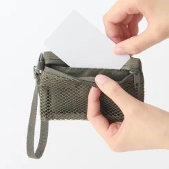 Porte‐cartes en polyester