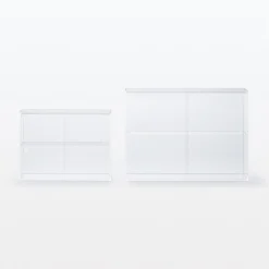 Présentoir en acrylique avec portes coulissantes L25.2X P8.4X H18.4cm