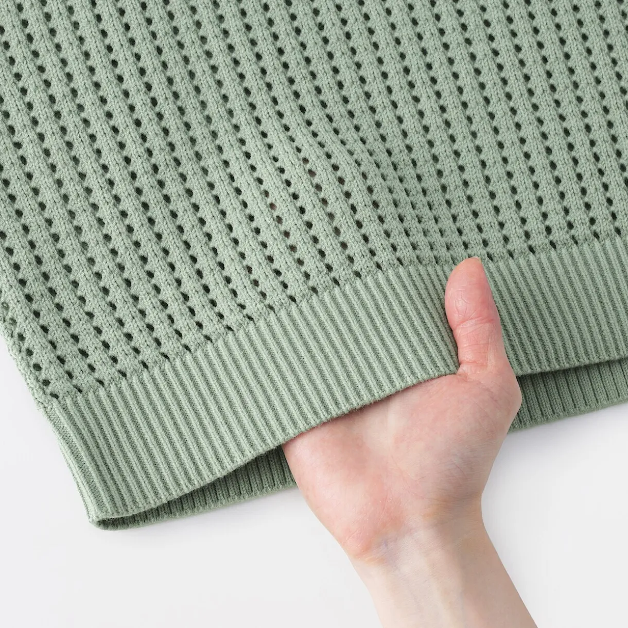 Pull à col ras du cou en tricot de coton mélangé pour femme