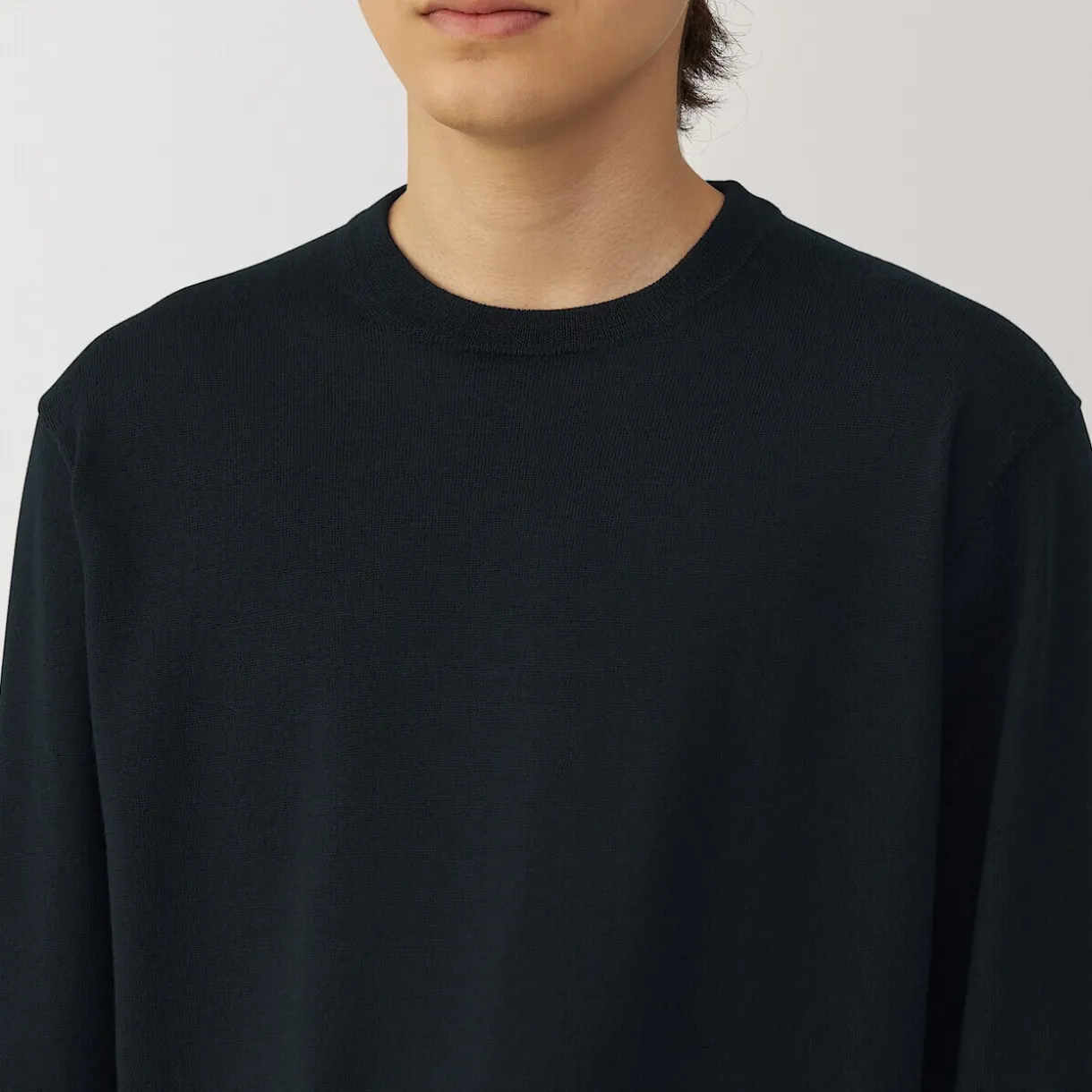 Pull à col rond en laine tricot fin pour homme