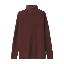 Pull en laine côtelée col roulé homme
