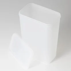 R&eacute;cipient &agrave; farine, 2.2L