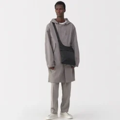 Sac à bandoulière en nylon recyclé