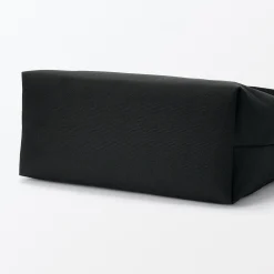 Sac à bandoulière large en polyester recyclé