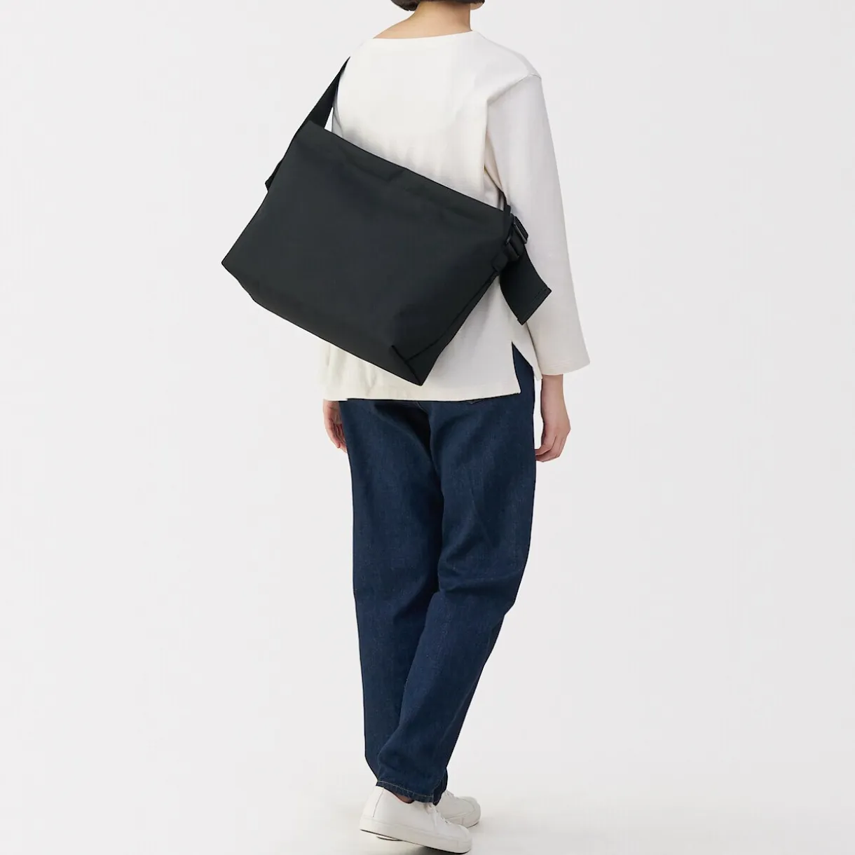 Sac à bandoulière large en polyester recyclé