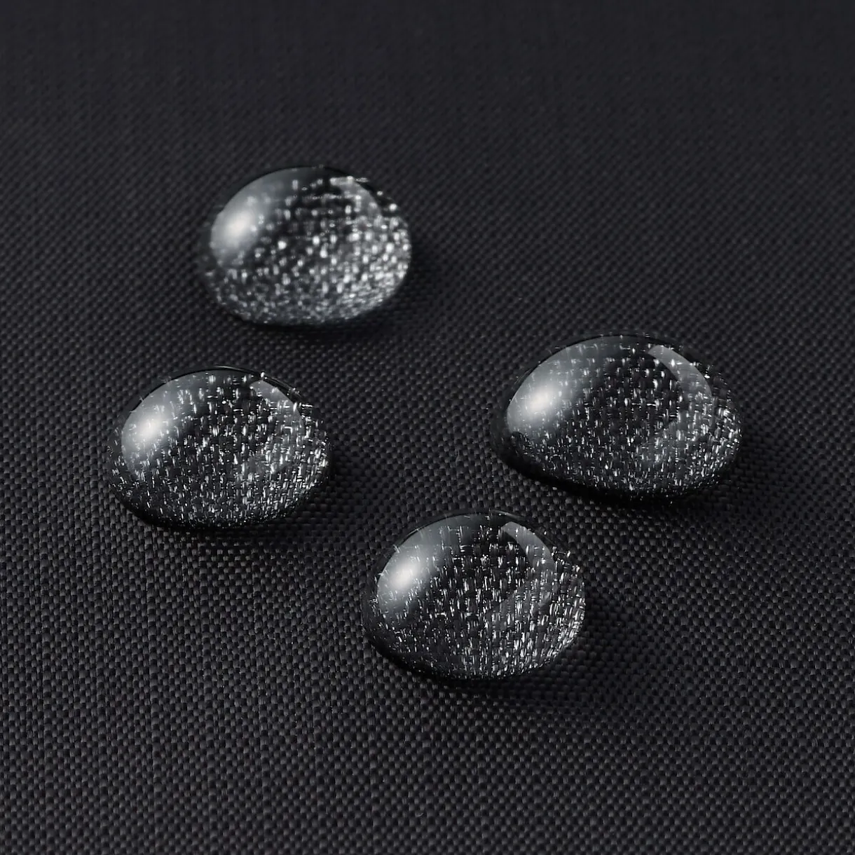 Sac à bandoulière rembourré et déperlant en nylon recyclé