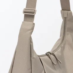 Sac à main déperlant, porté à l'épaule ou en bandoulière