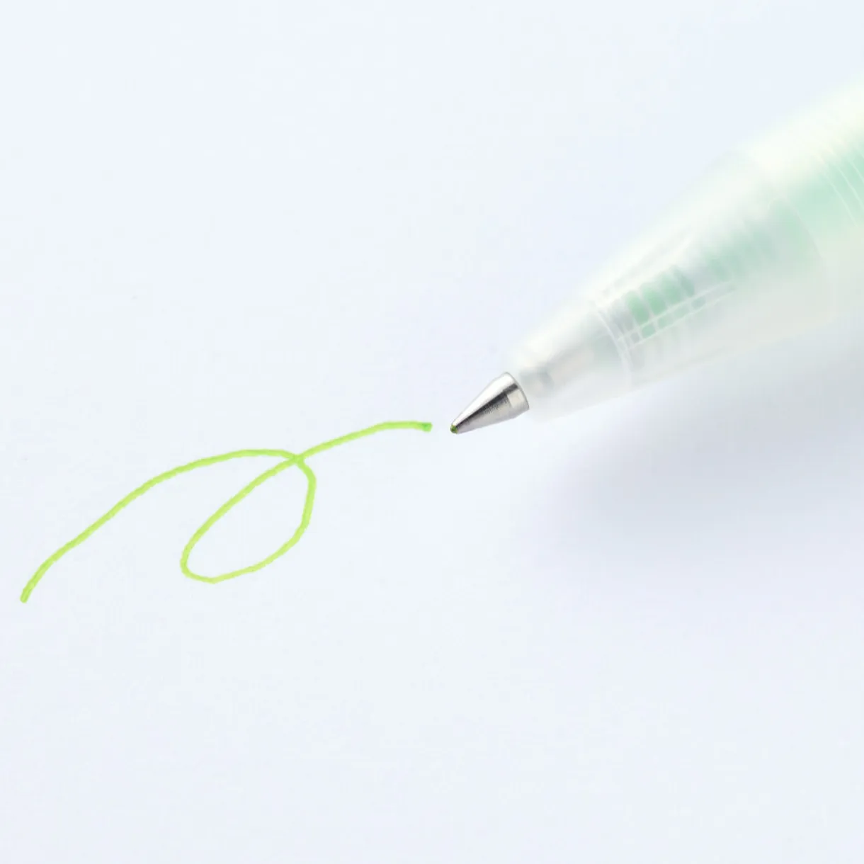 Stylo à encre gel tracé fluide 0.5 mm