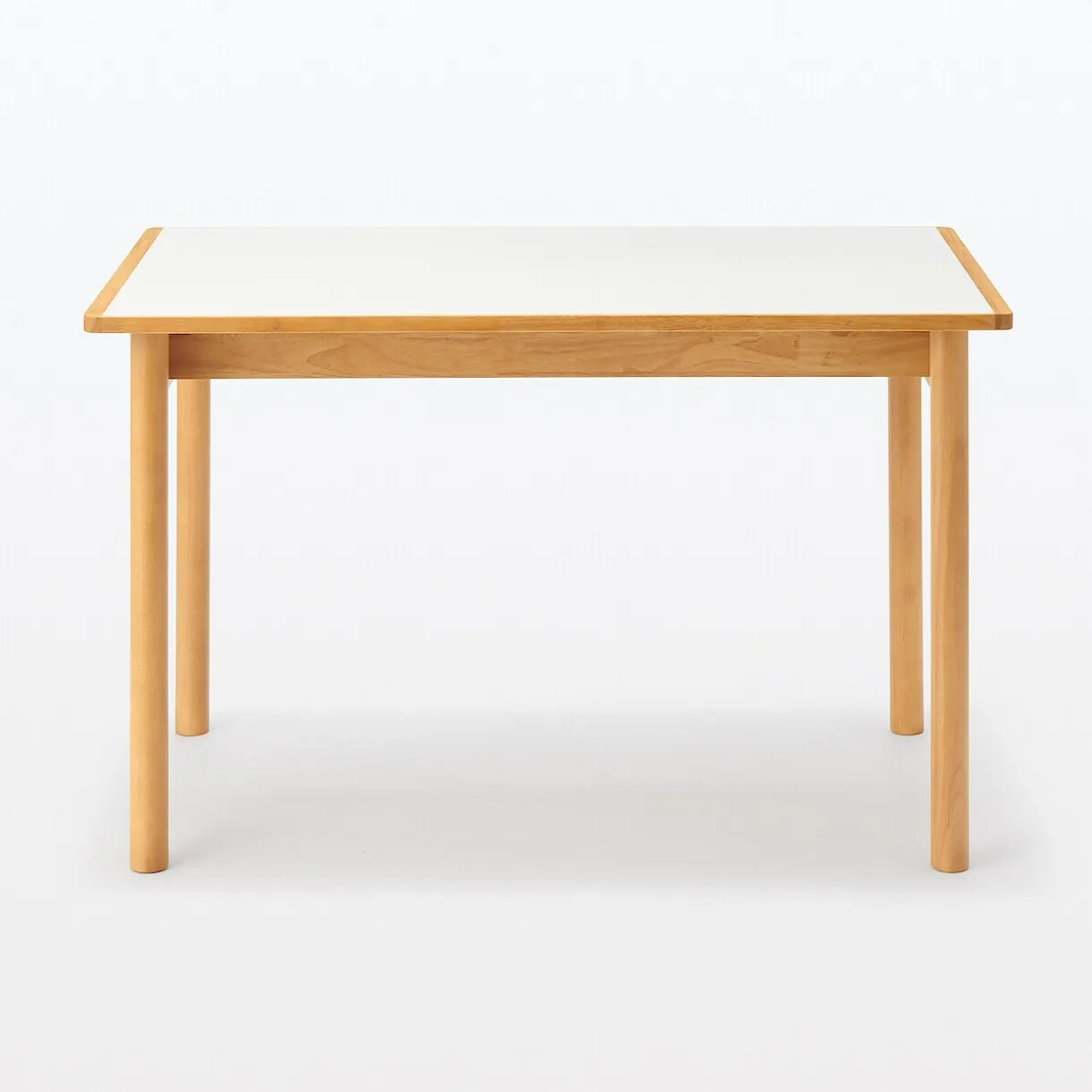 Table en hévéa avec plateau mélaminé rectangulaire ‐ S