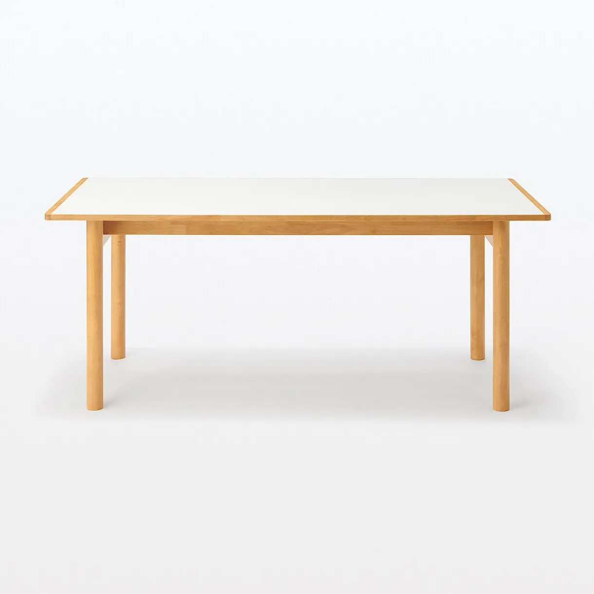 Table en hévéa avec plateau mélaminé rectangulaire ‐ L