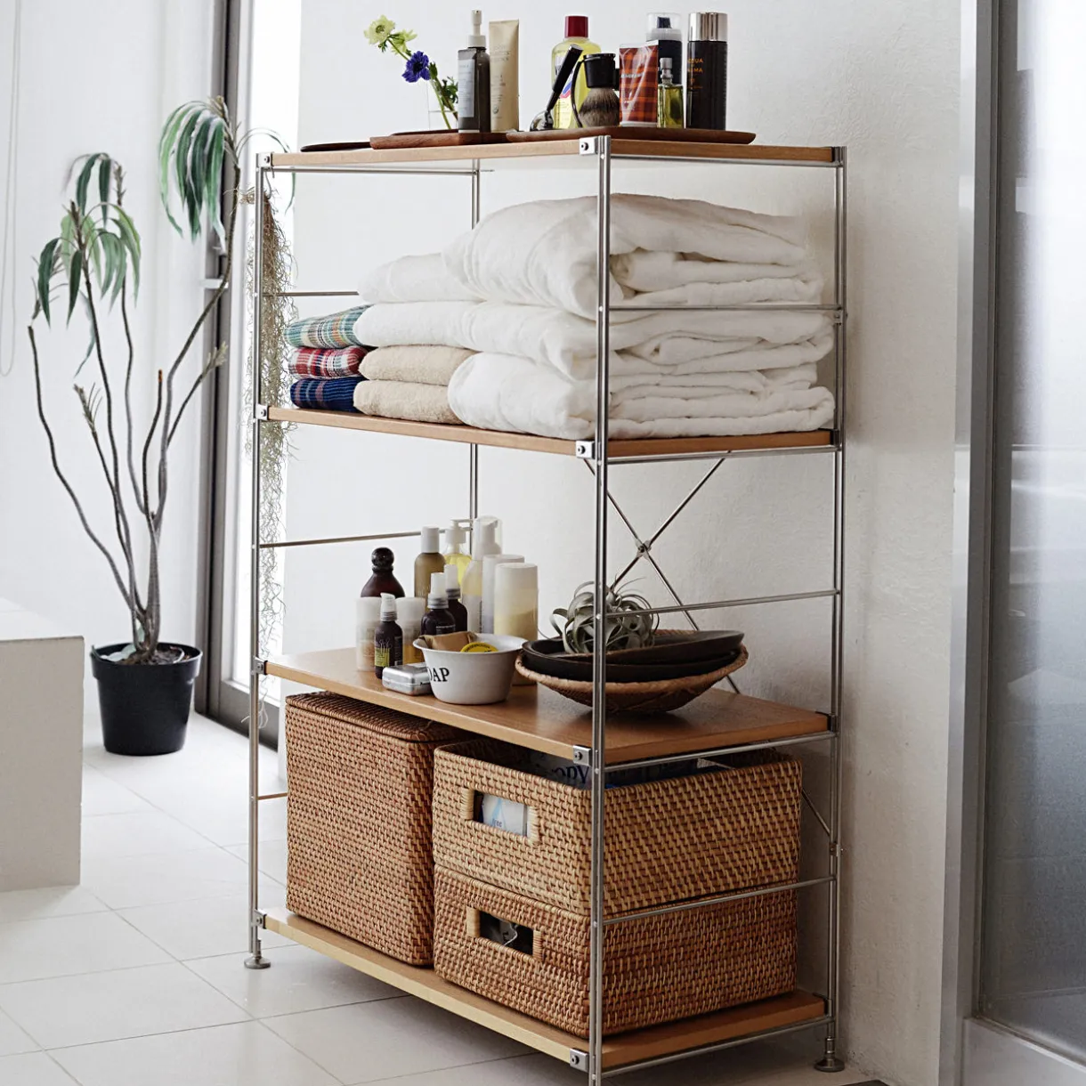 Étagère en acier inoxydable plaquée chêne large ‐ 4 niveaux (Dont Eco part. 2,80 €)