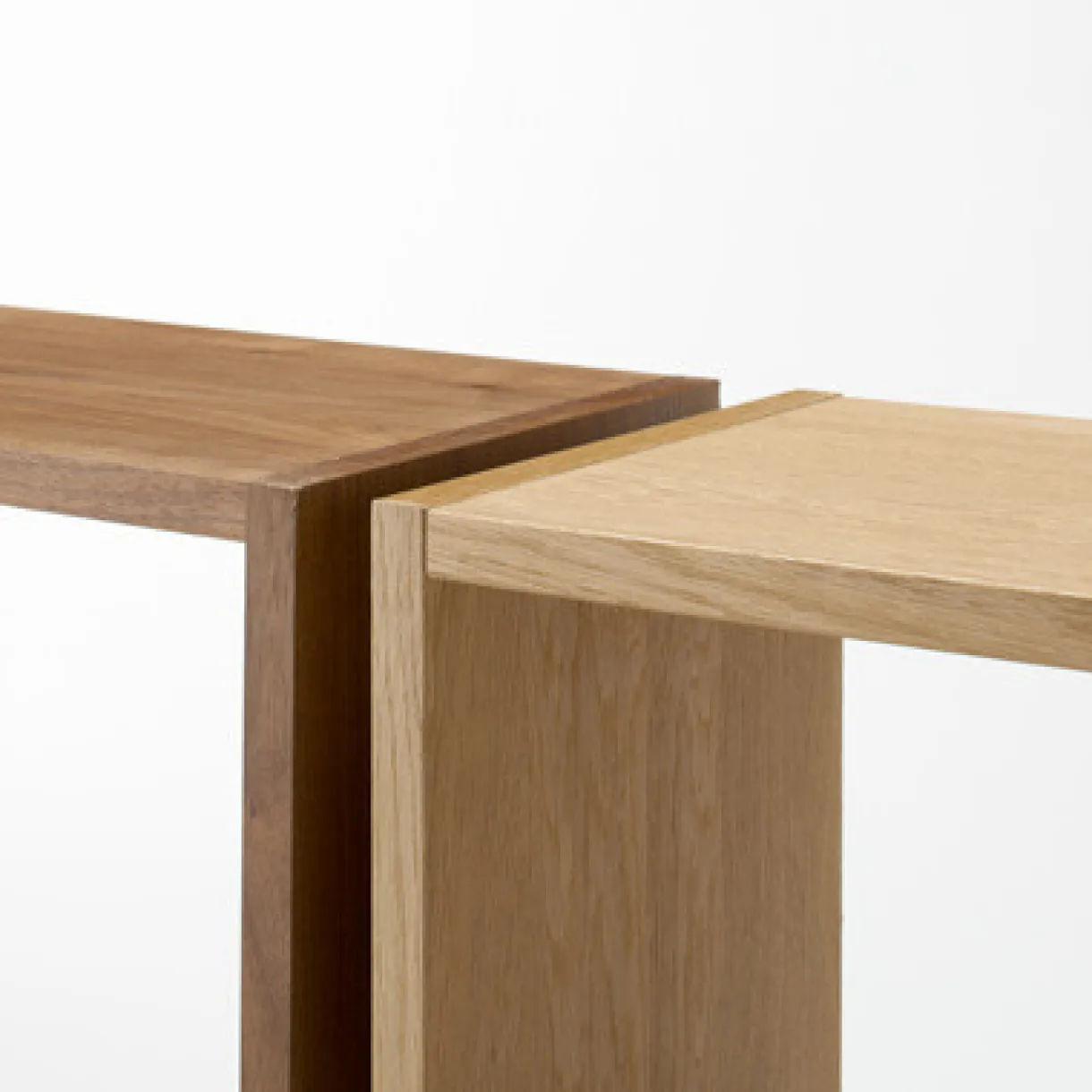 Étagère étroite en chêne ‐ 2 niveaux (Dont Eco‐part. 0,82 €)