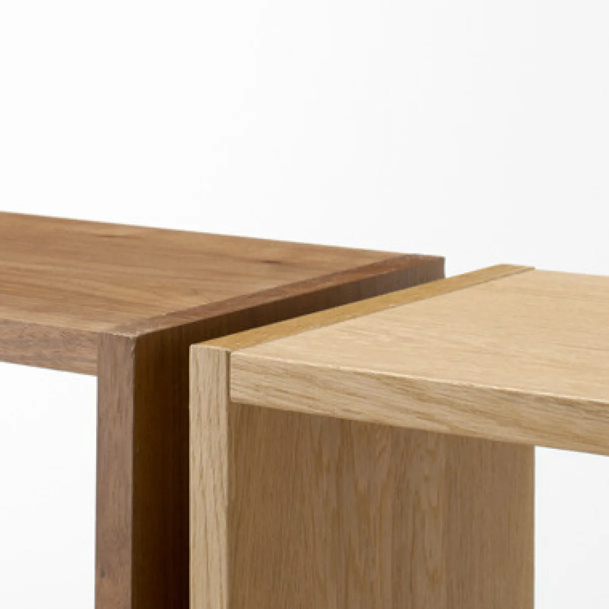 Étagère étroite en noyer ‐ 3 niveaux (Dont Eco‐part. 1,80 €)