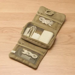 Trousse de toilette à suspendre avec poche amovible