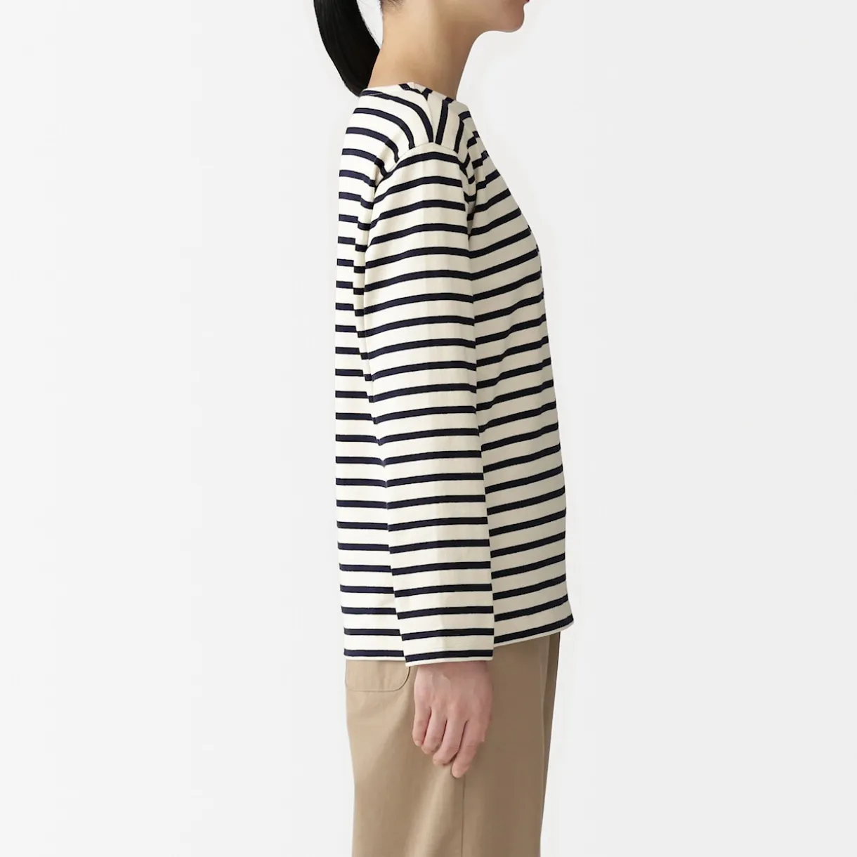 T‐shirt en coton épais manches longues col bateau pour femme