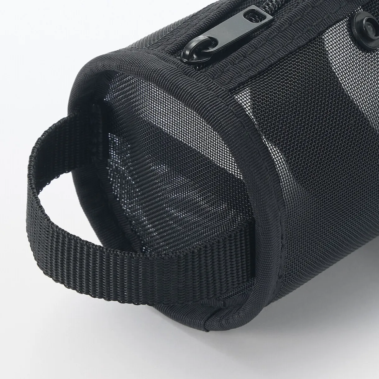 Étui en maille de nylon