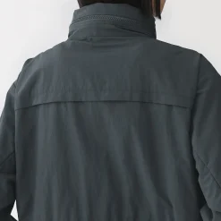 Veste utilitaire en nylon à la teinture naturelle pour femme